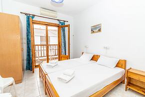 Mina-Maria Apartments