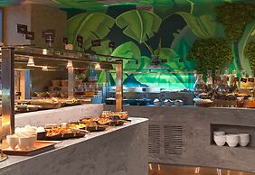 NYX Hotel Limassol by Leonardo Hotels