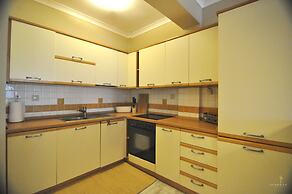 Zennova 40 Trikorfo Cottage