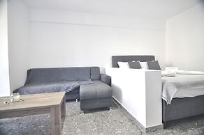 Zennova  Sirene Luxury Studios