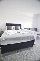 Zennova  Sirene Luxury Studios