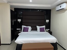 Dwell Luxury Apartments