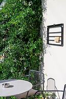 Kannas Mani-Luxury Suites- Adults friendly 14+