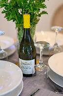 Kannas Mani-Luxury Suites- Adults friendly 14+