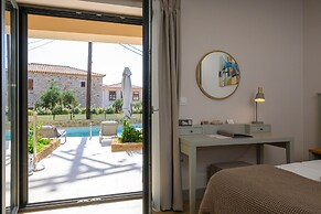 Kannas Mani-Luxury Suites- Adults friendly 14+