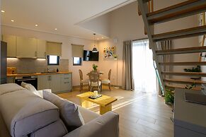 Kannas Mani-Luxury Suites- Adults friendly 14+