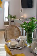 Kannas Mani-Luxury Suites- Adults friendly 14+