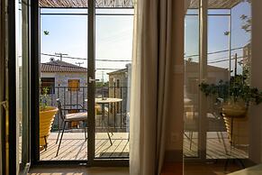 Kannas Mani-Luxury Suites- Adults friendly 14+