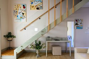 Kannas Mani-Luxury Suites- Adults friendly 14+