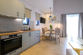 Kannas Mani-Luxury Suites- Adults friendly 14+