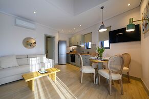 Kannas Mani-Luxury Suites- Adults friendly 14+