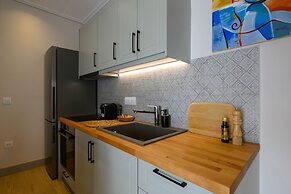 Kannas Mani-Luxury Suites- Adults friendly 14+