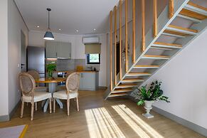 Kannas Mani-Luxury Suites- Adults friendly 14+