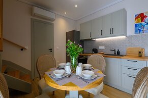 Kannas Mani-Luxury Suites- Adults friendly 14+