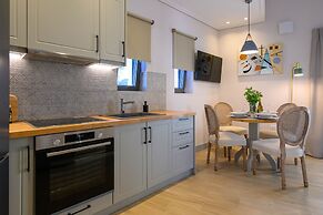 Kannas Mani-Luxury Suites- Adults friendly 14+