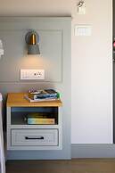 Kannas Mani-Luxury Suites- Adults friendly 14+