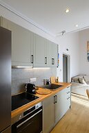 Kannas Mani-Luxury Suites- Adults friendly 14+