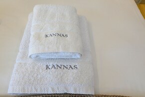 Kannas Mani-Luxury Suites- Adults friendly 14+