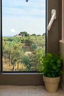 Kannas Mani-Luxury Suites- Adults friendly 14+