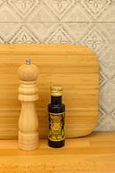 Kannas Mani-Luxury Suites- Adults friendly 14+