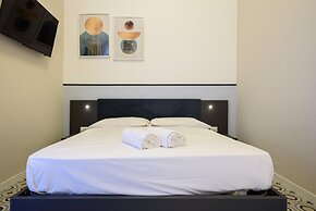 Maria Theresa Rooms Garden