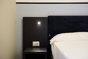 Maria Theresa Rooms Garden