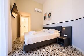 Maria Theresa Rooms Garden