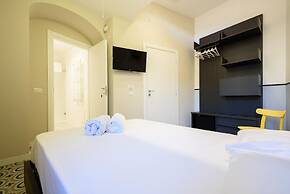 Maria Theresa Rooms Garden