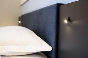 Maria Theresa Rooms Garden