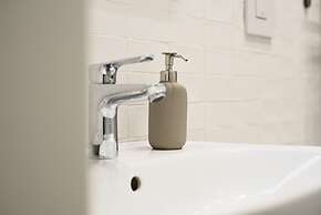 Maria Theresa Rooms Garden