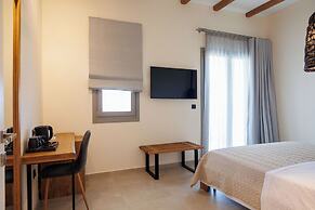Kouros Blanc Resort & Suites