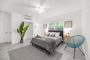 Awesome Studio 15 min from The Beach
