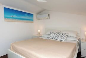 Luxury sea View, With Infinity Pool in Sicily