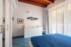 Luxury sea View, With Infinity Pool in Sicily