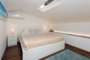 Luxury sea View, With Infinity Pool in Sicily