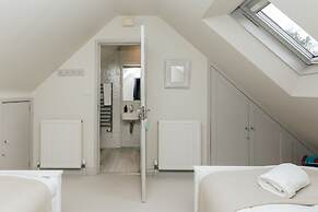 The Whistler s Perch - From 1100 Per Night