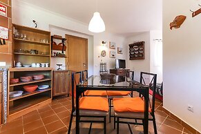 Guincho Typical House I by Homing