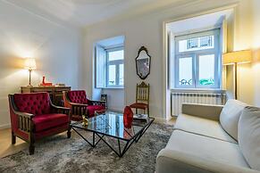 Chiado Prime Suites I by Homing