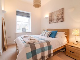 Feathers, Blythburgh