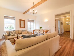 Feathers, Blythburgh