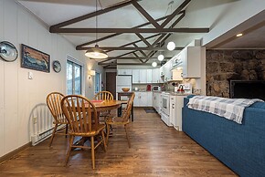 Cub House by Taylor Made Deep Creek