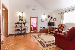 Guincho Typical House II by Homing