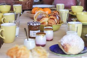 Guincho Typical House II by Homing