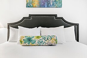 1BR Apt Safe Popular Spot in Marshfield