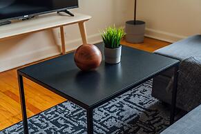 Chic & Pristine 1BR Apt in Marshfield