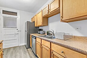 Chicago Vibe 1BR apt near Roscoe Village