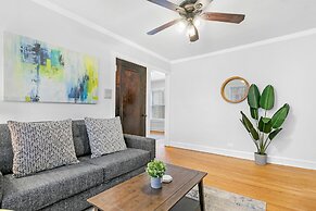 Chicago Vibe 1BR apt near Roscoe Village