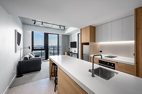 Nesuto Docklands Apartment Hotel