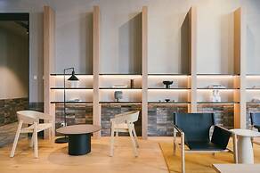 Nesuto Docklands Apartment Hotel