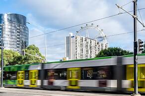 Nesuto Docklands Apartment Hotel